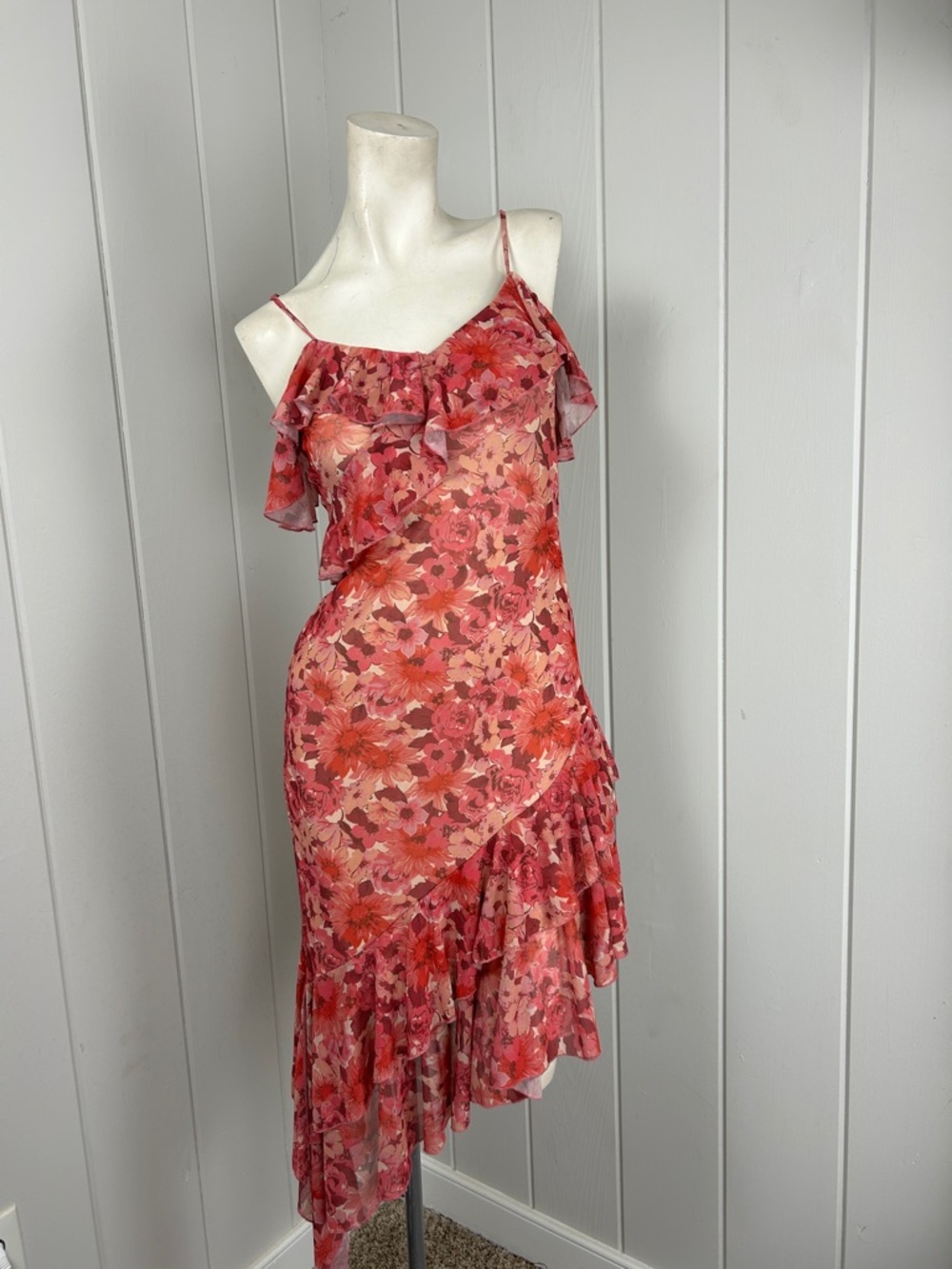 Women’s Floral Ruffle Dress Small Asymmetrical Hem Feminine Spring Summer flowy - Picture 8 of 8